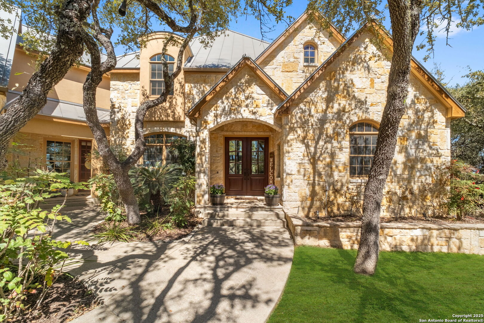 111 Saddle Ridge