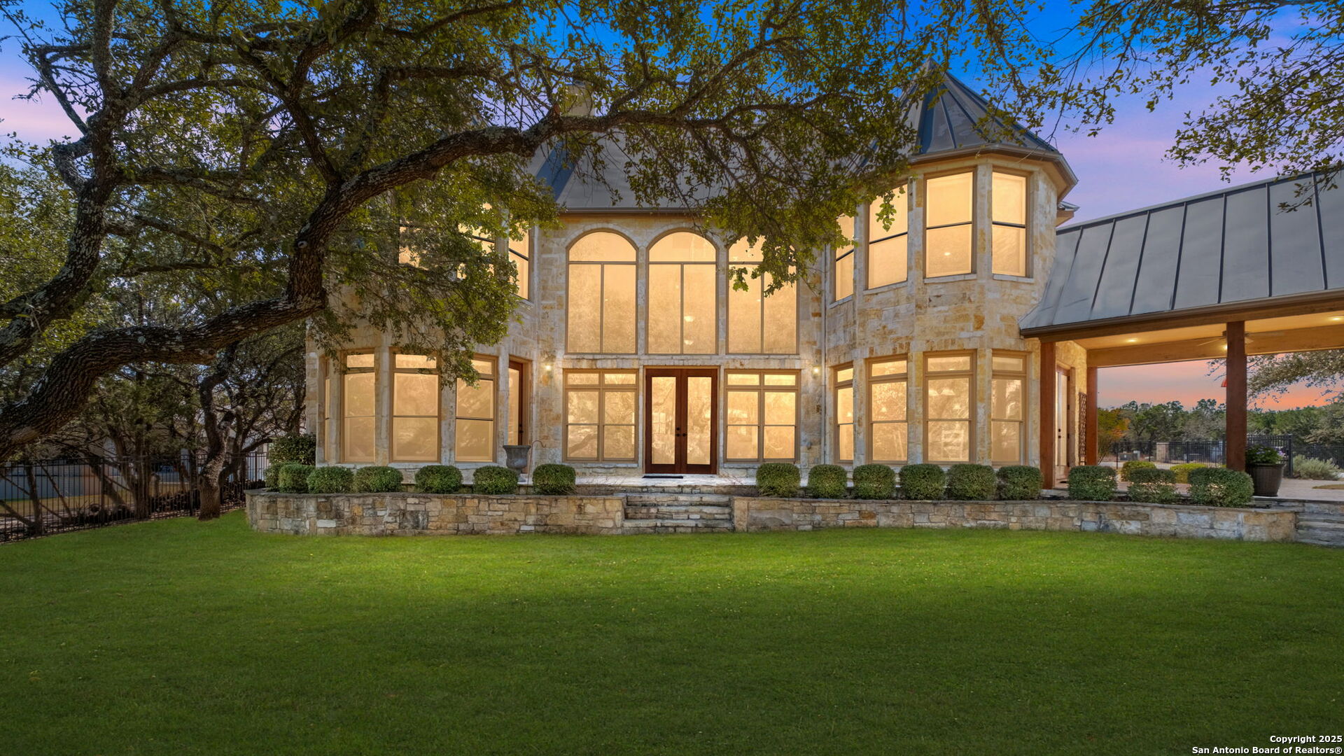 111 Saddle Ridge