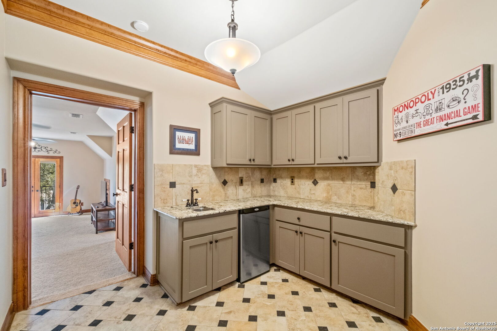 111 Saddle Ridge