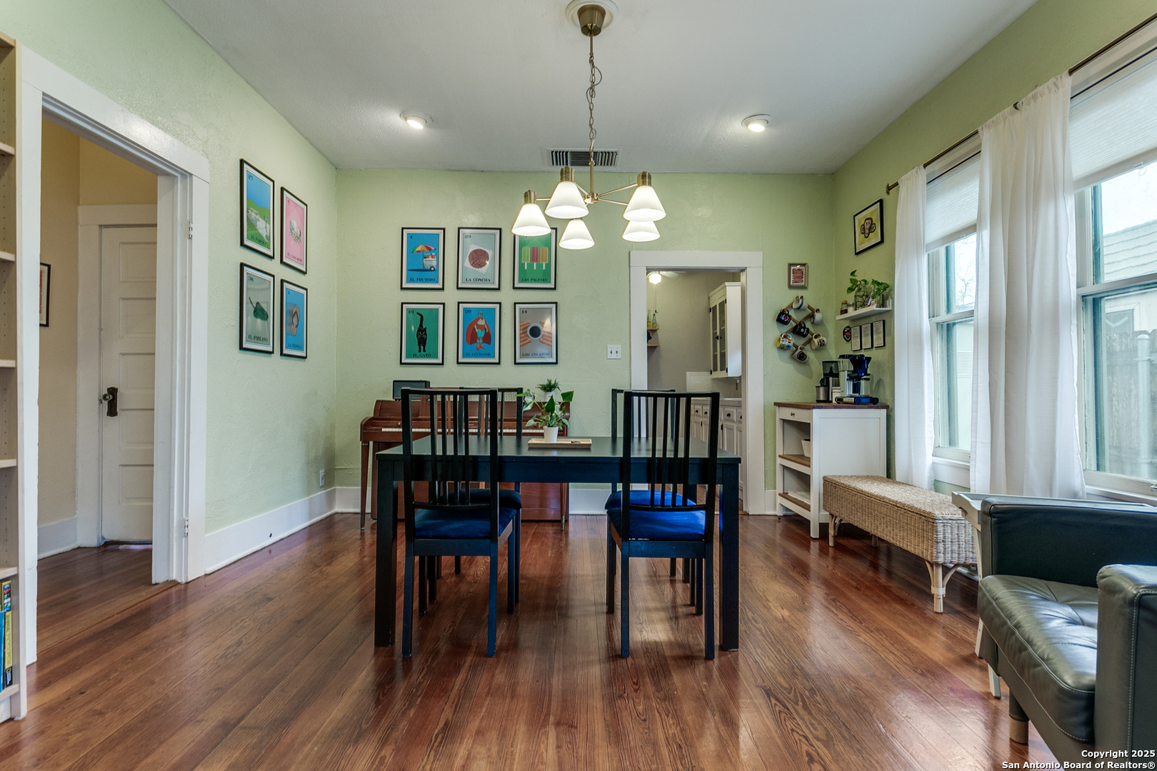 723 S Main