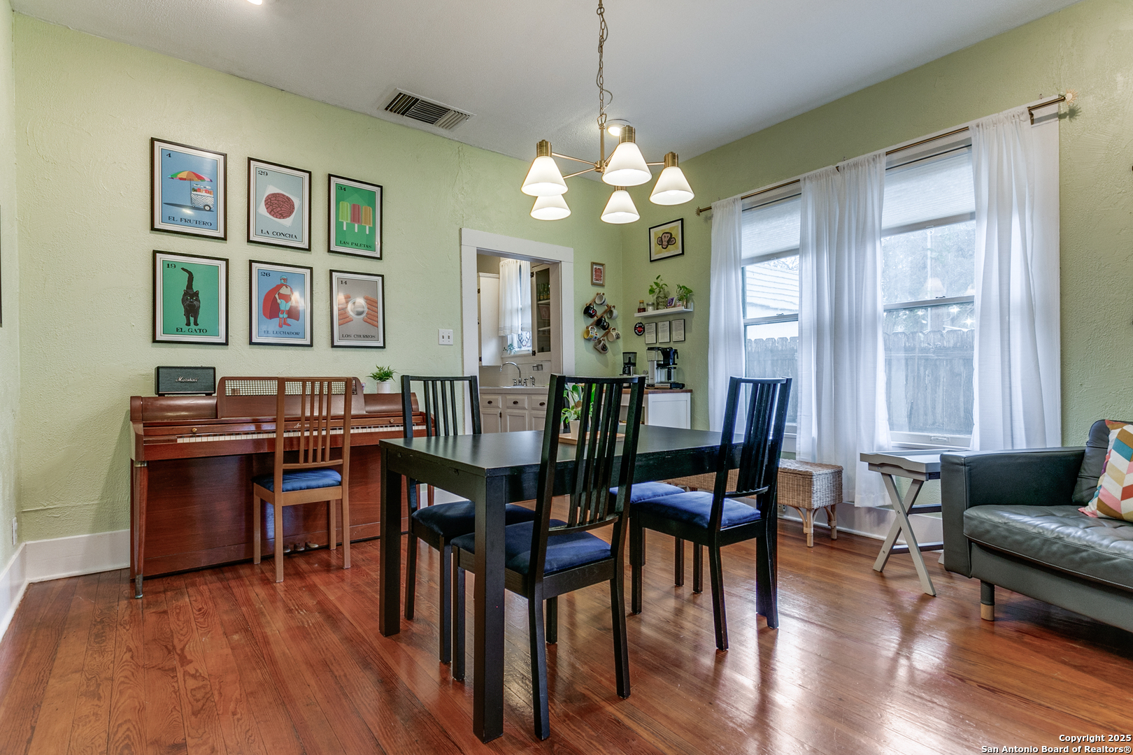 723 S Main