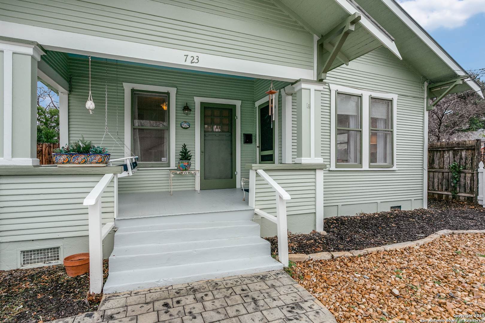 723 S Main