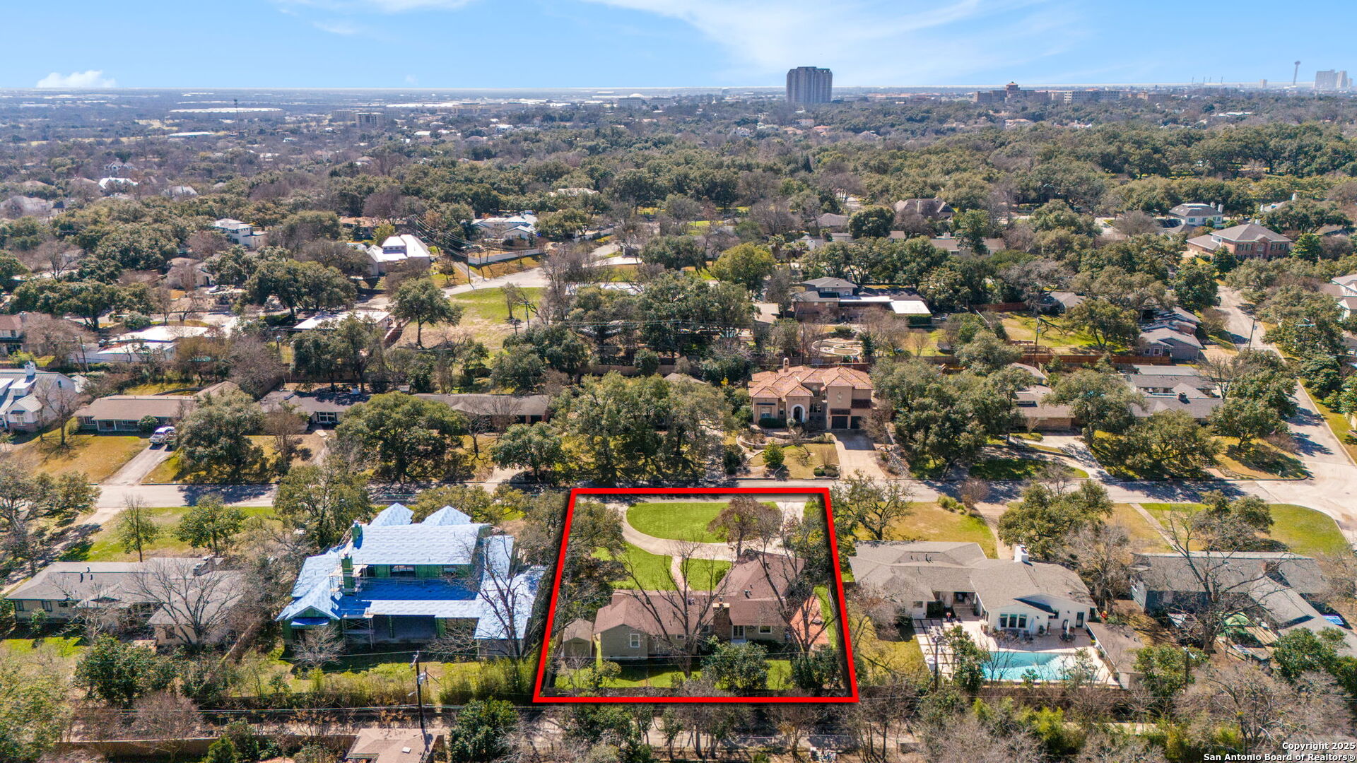 709 CANTERBURY HILL