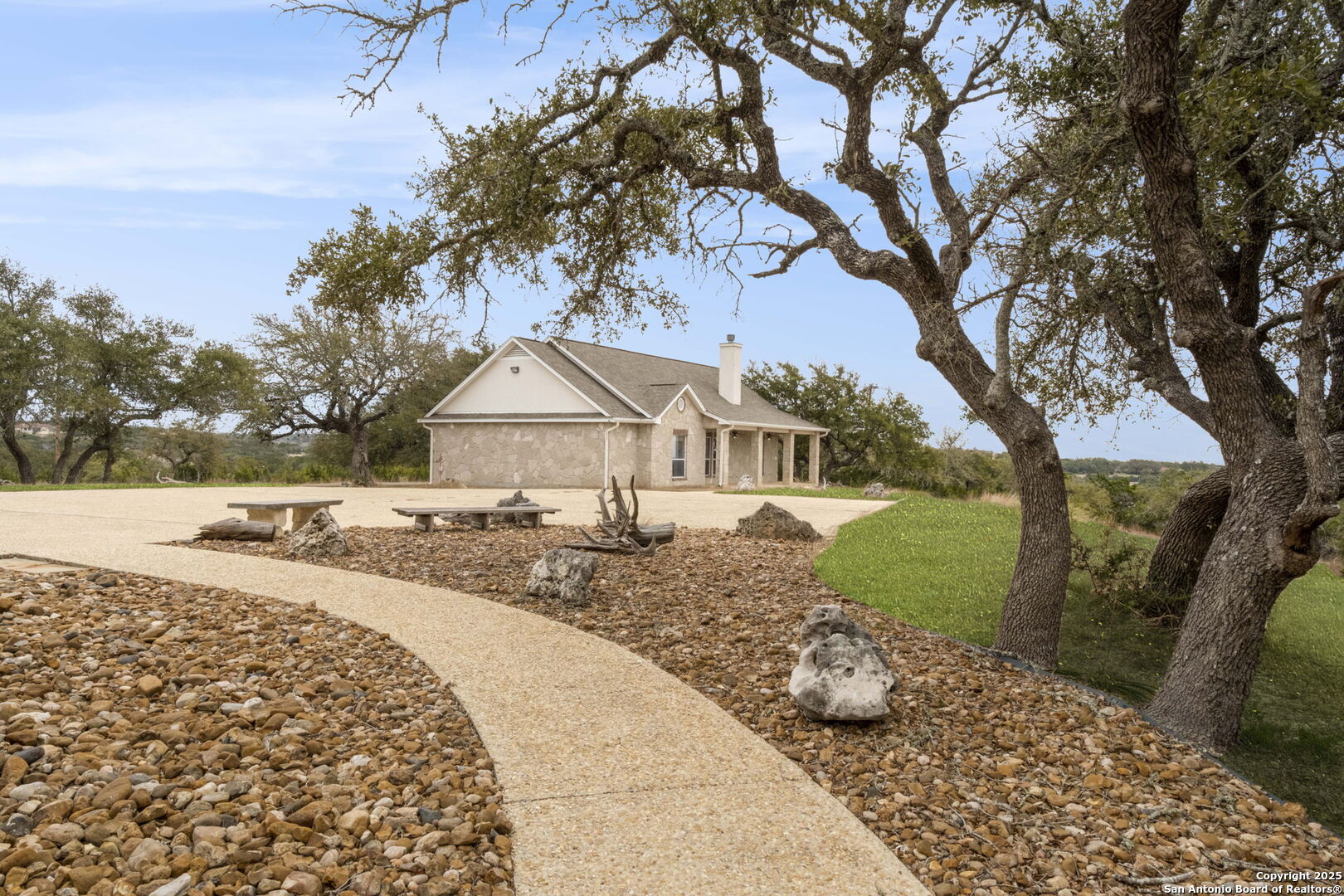1069 Fawn River