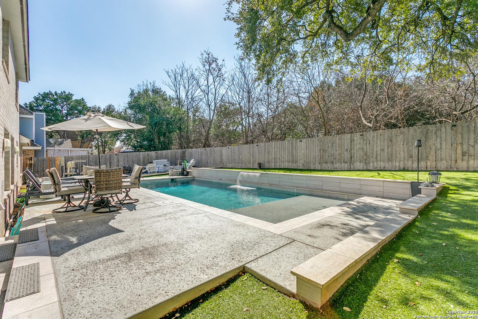15419 Pebble Gate