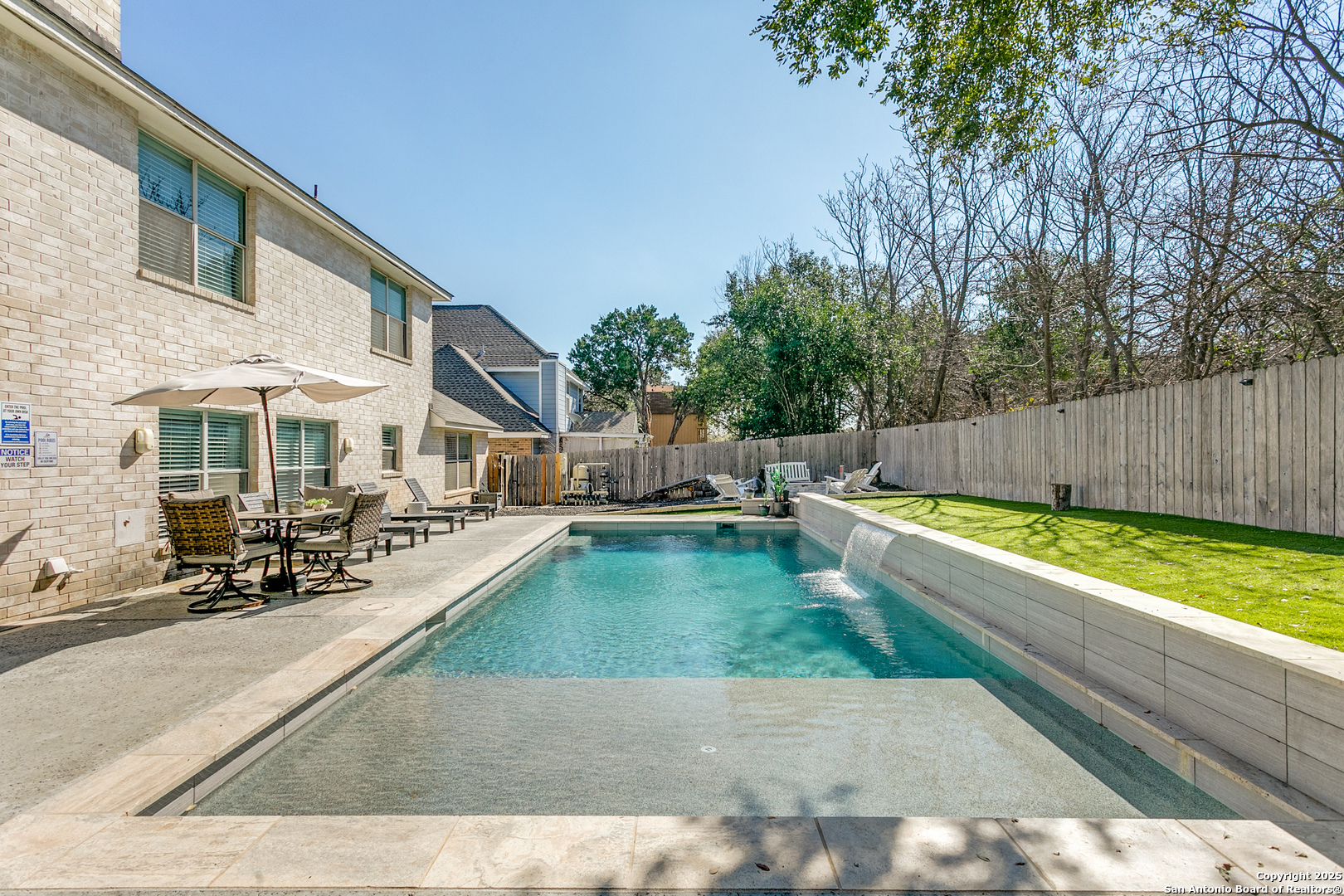 15419 Pebble Gate