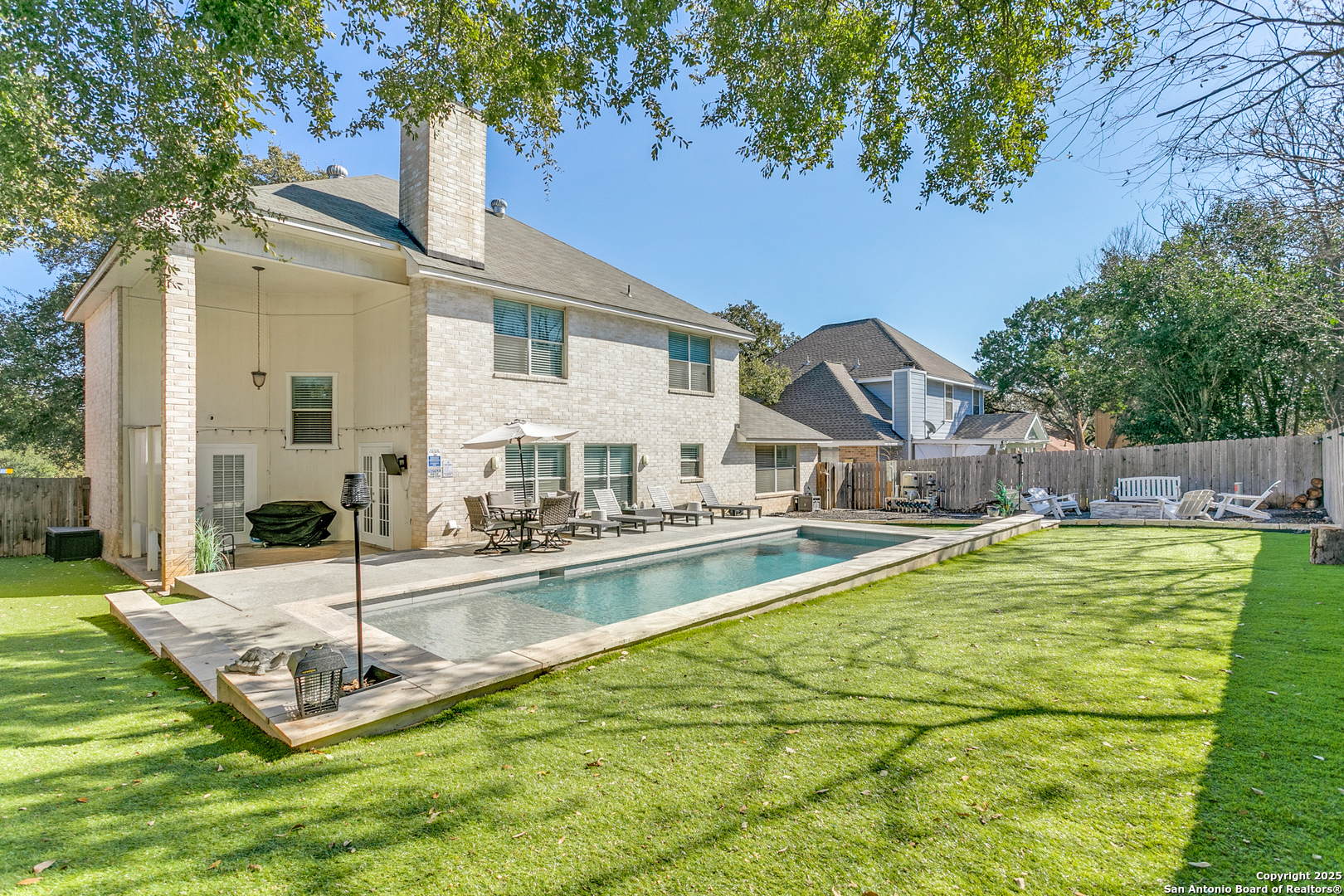 15419 Pebble Gate