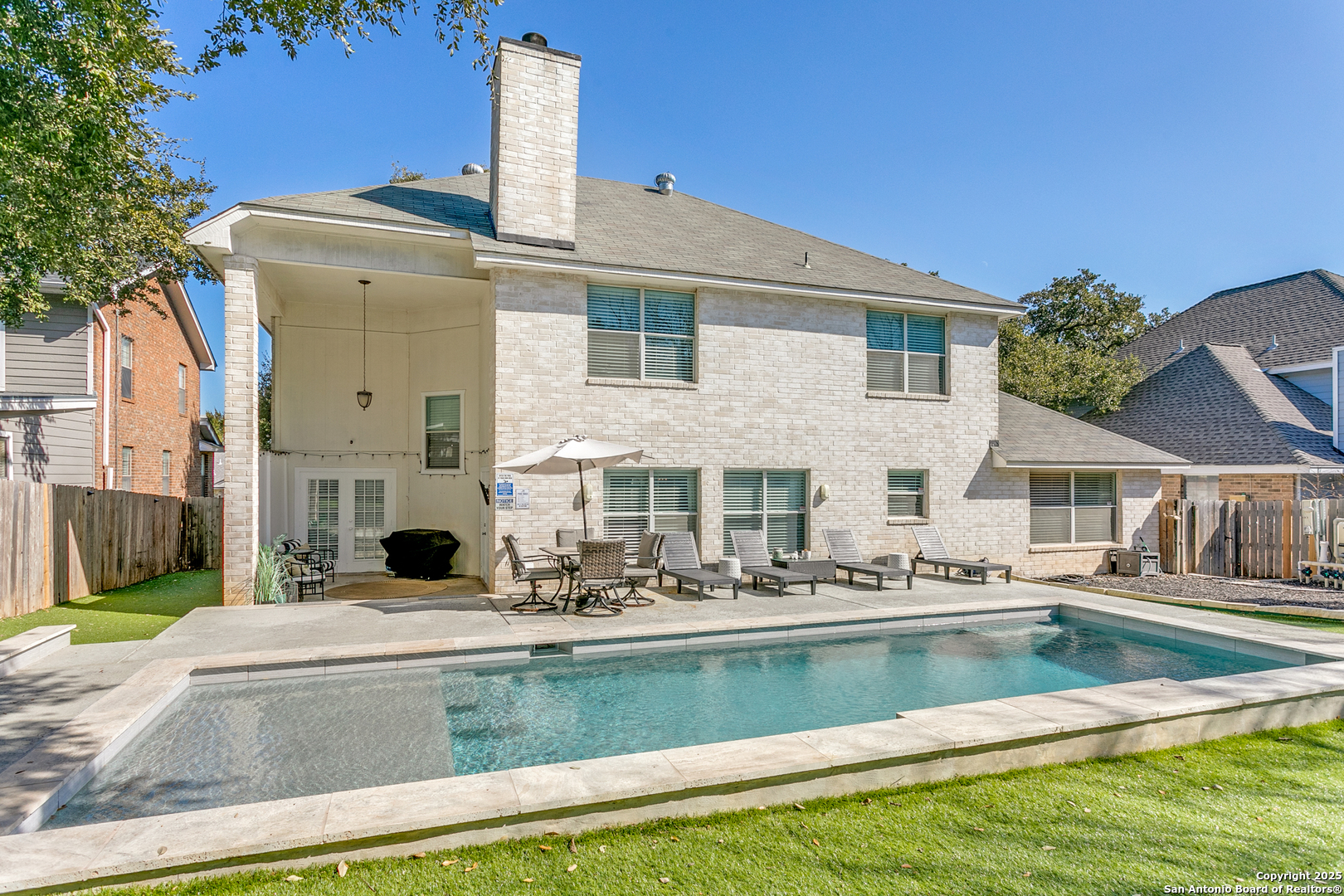 15419 Pebble Gate