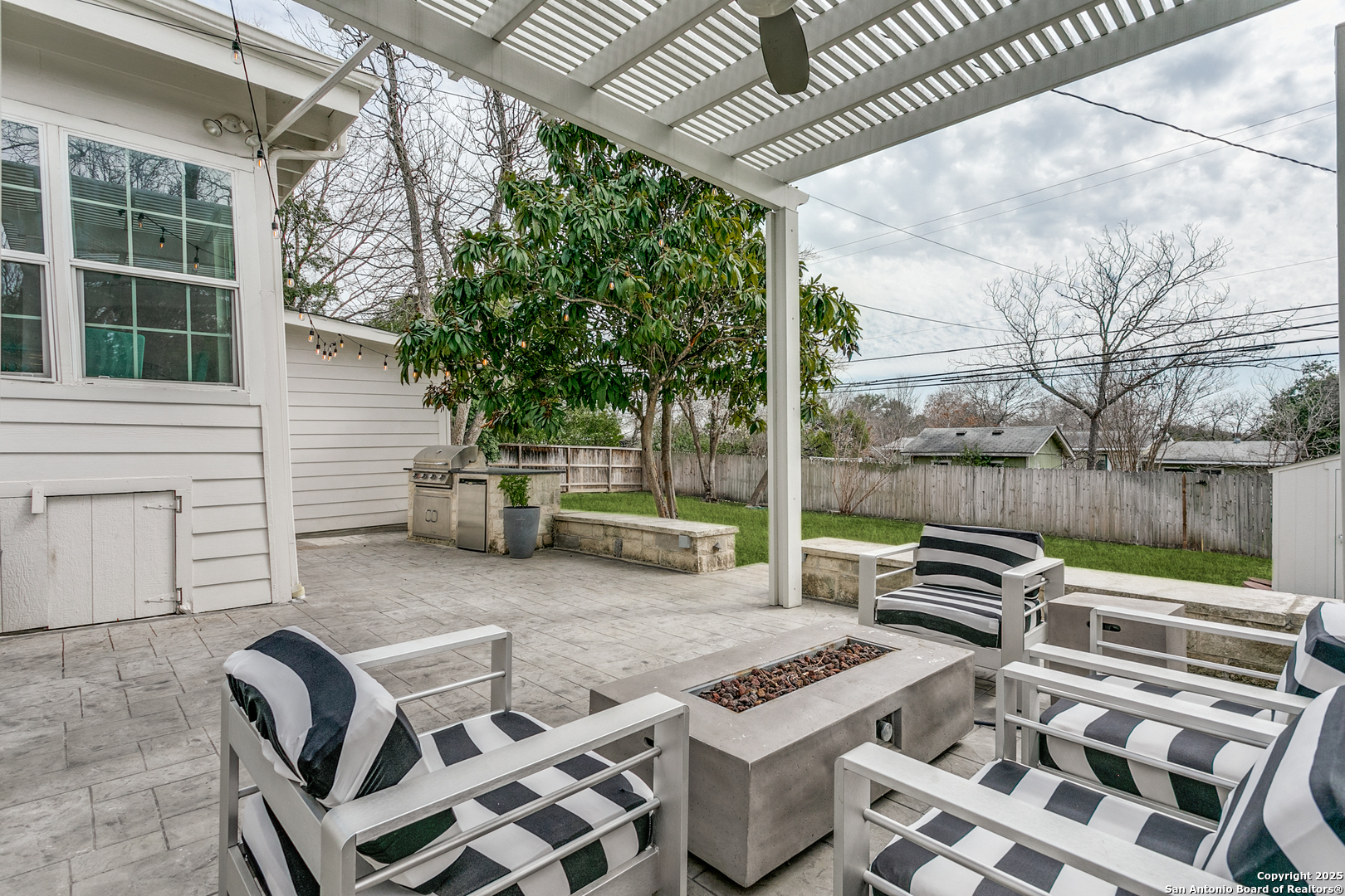 1008 Ivy Lane