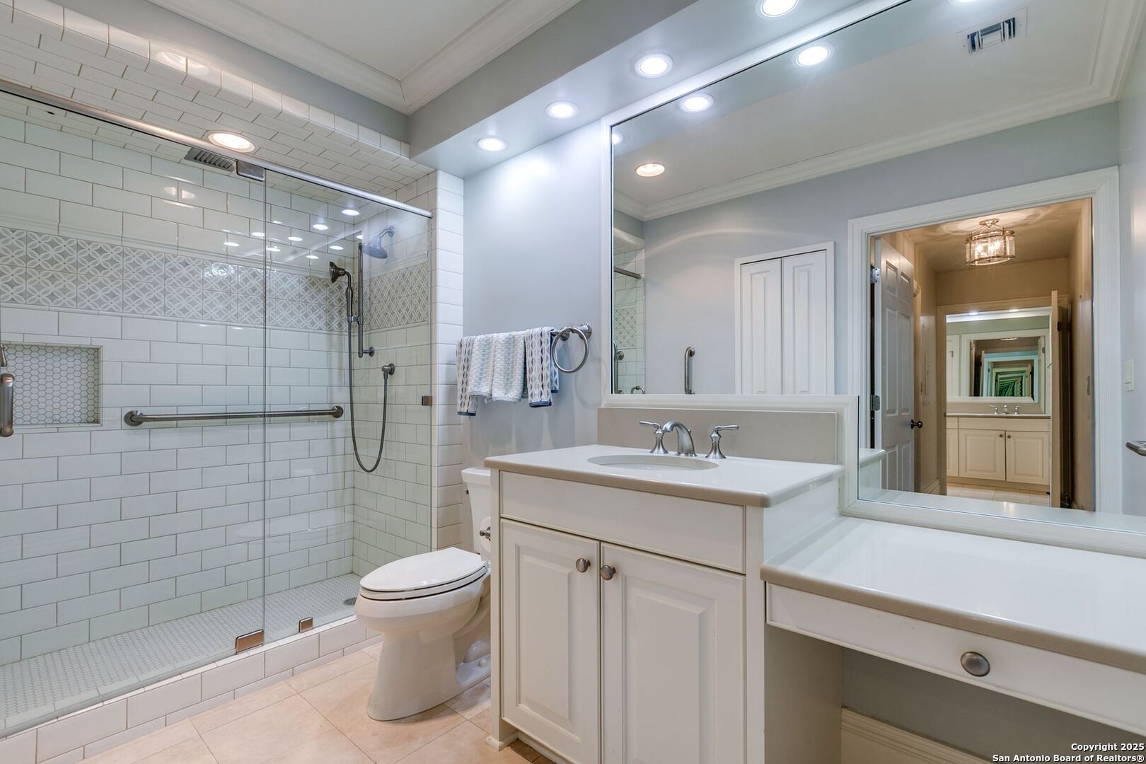 1 Towers Park Ln 616