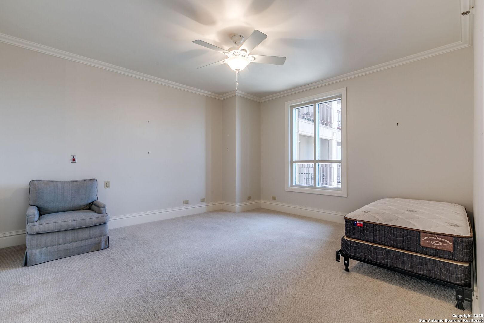 1 Towers Park Ln 616