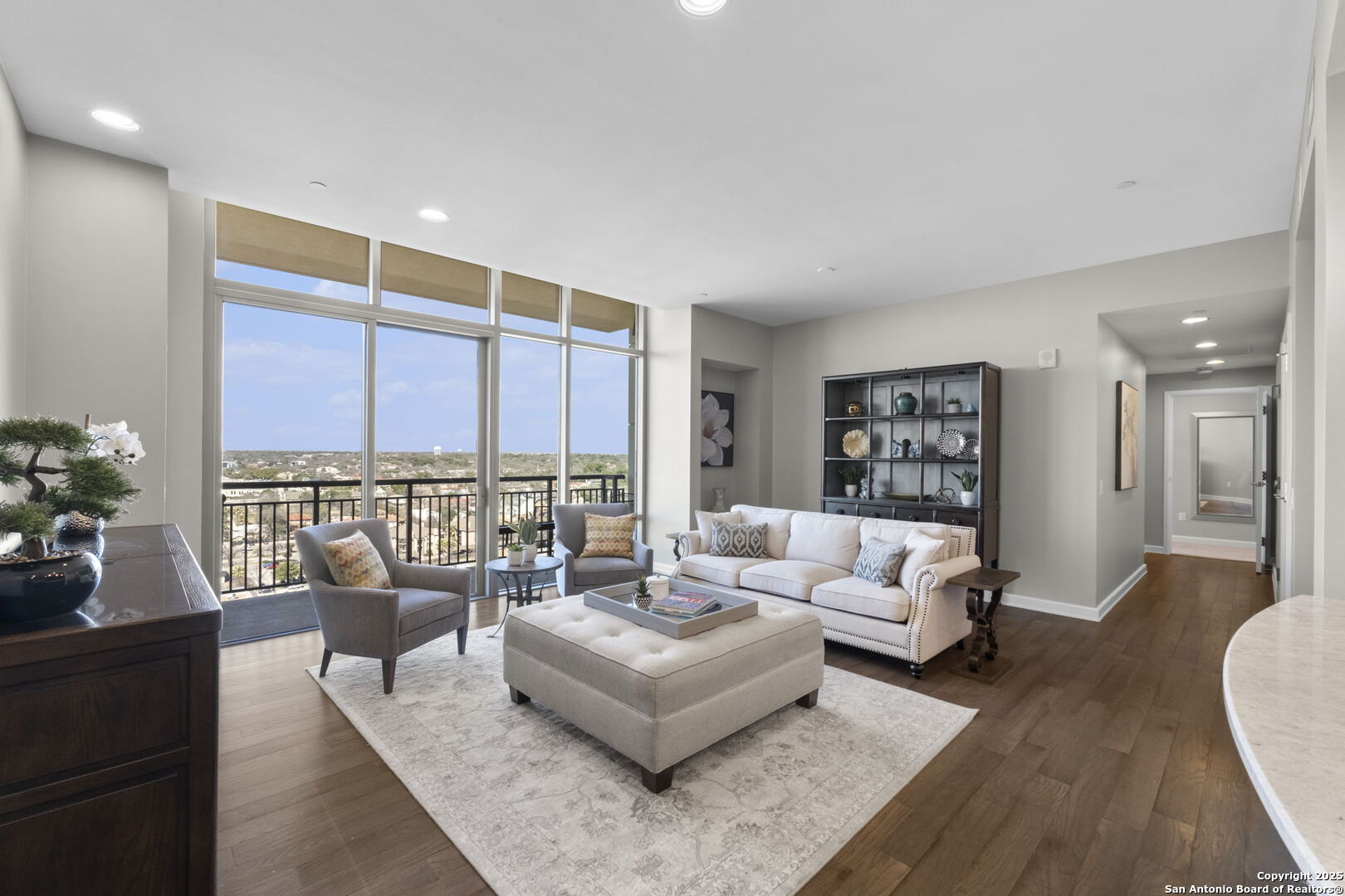 4242 Broadway 1505