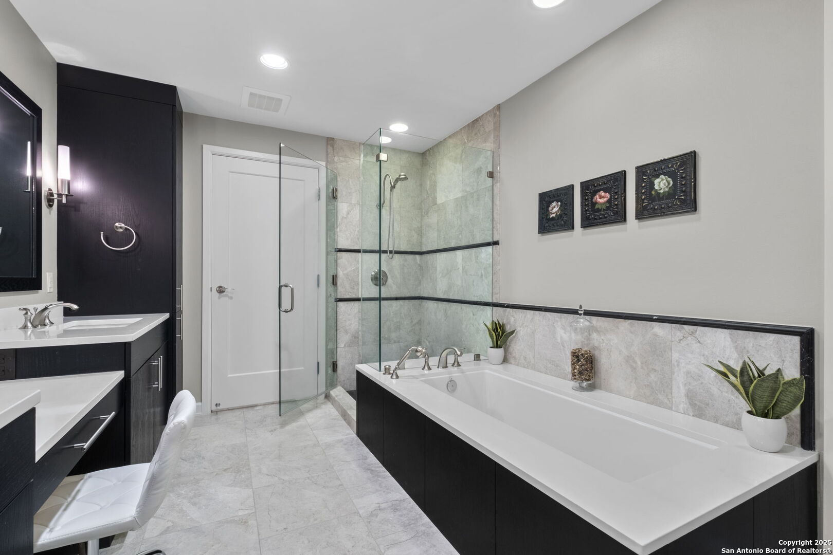 4242 Broadway 1505