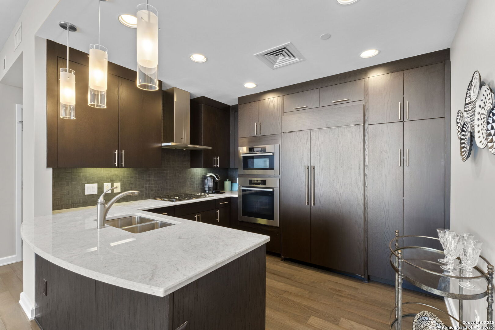 4242 Broadway 1505