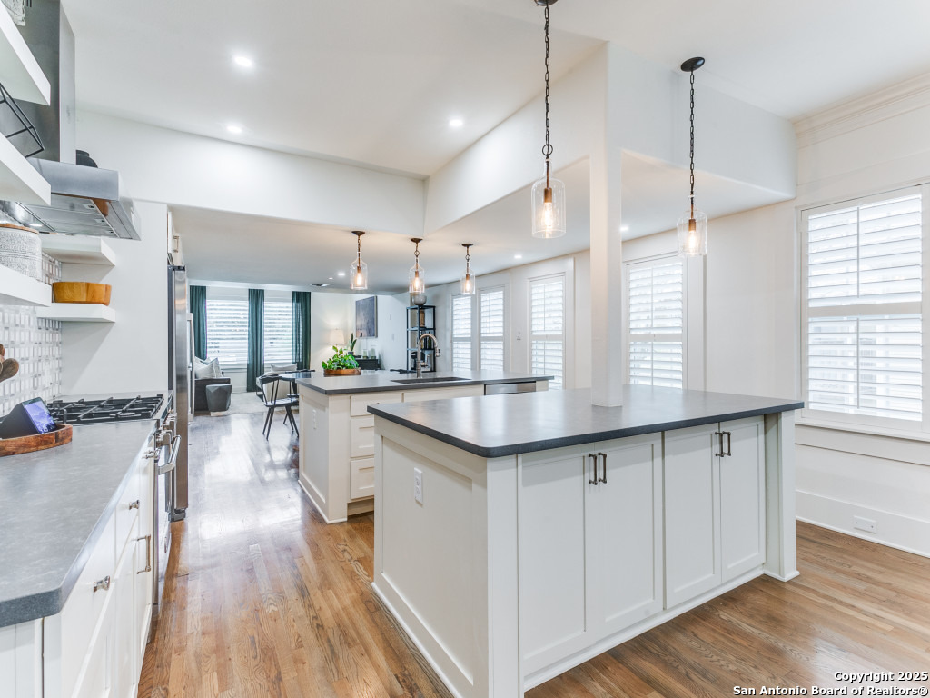 218 Blue Bonnet