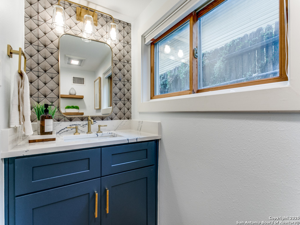 218 Blue Bonnet