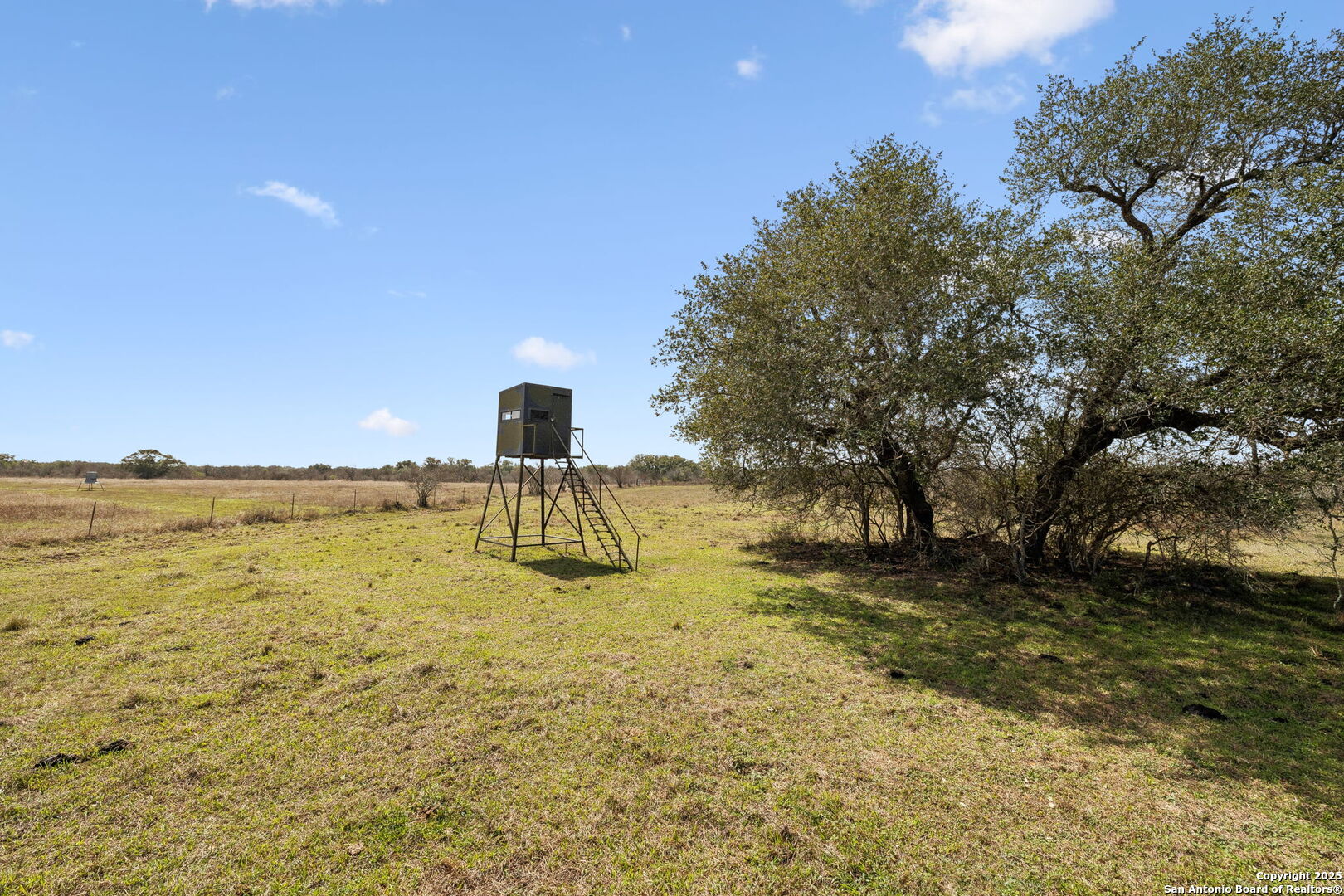 868 US Hwy 183