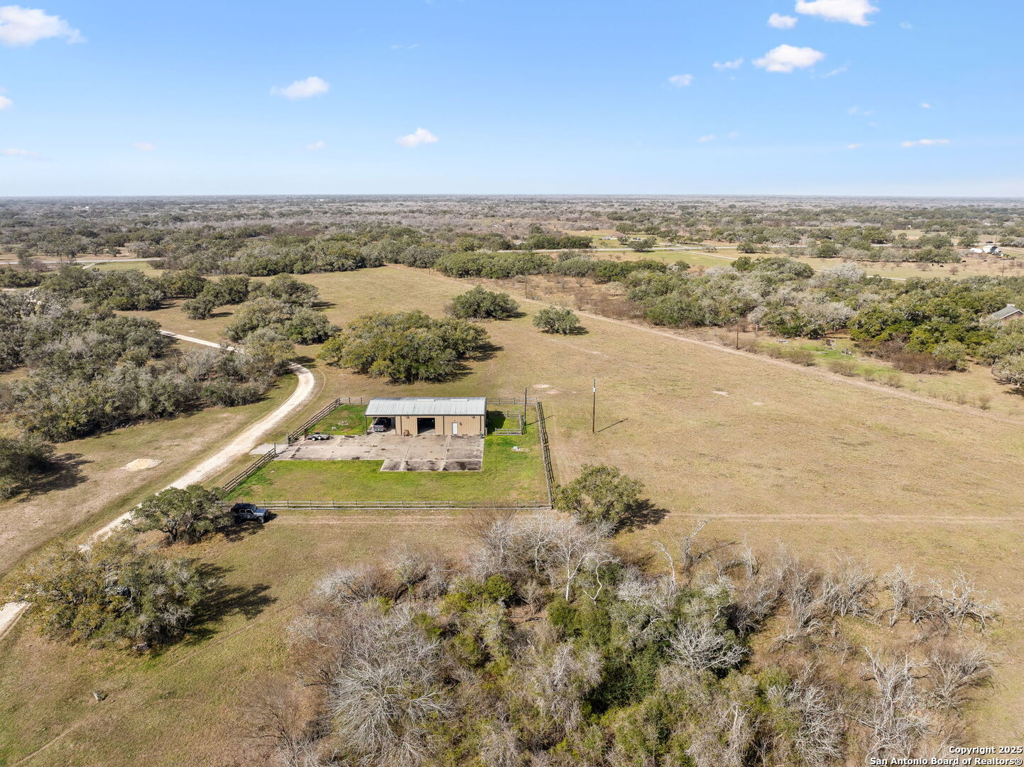 868 US Hwy 183