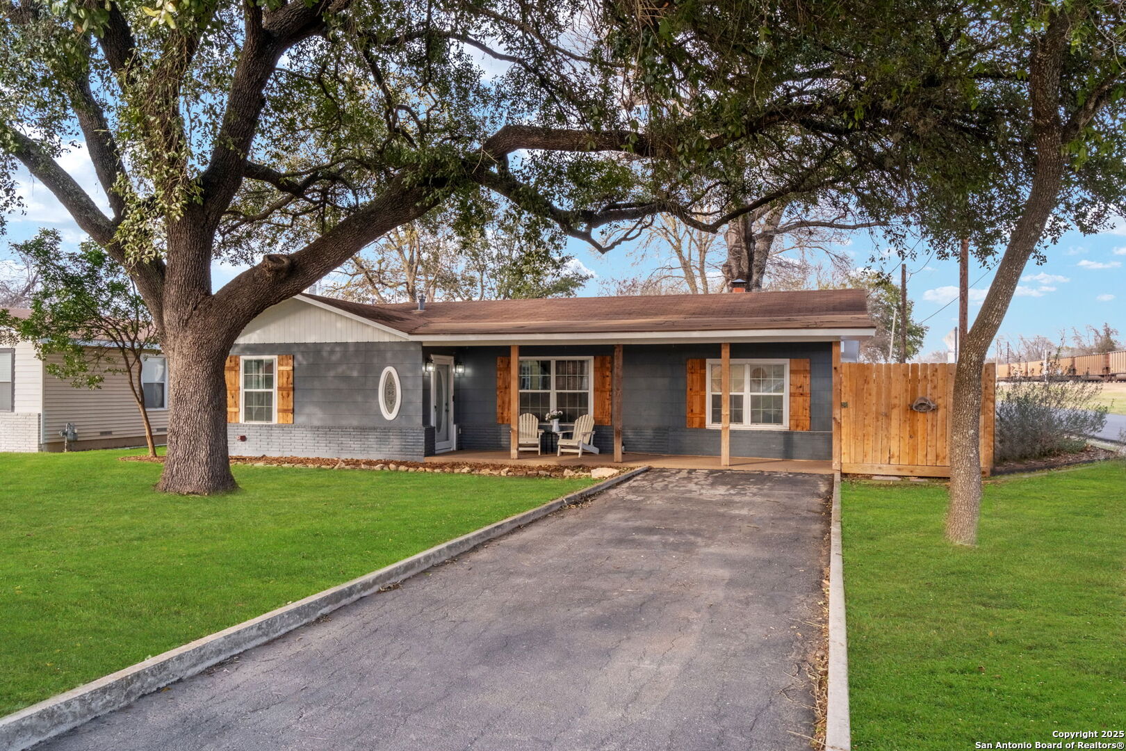 920 N Union