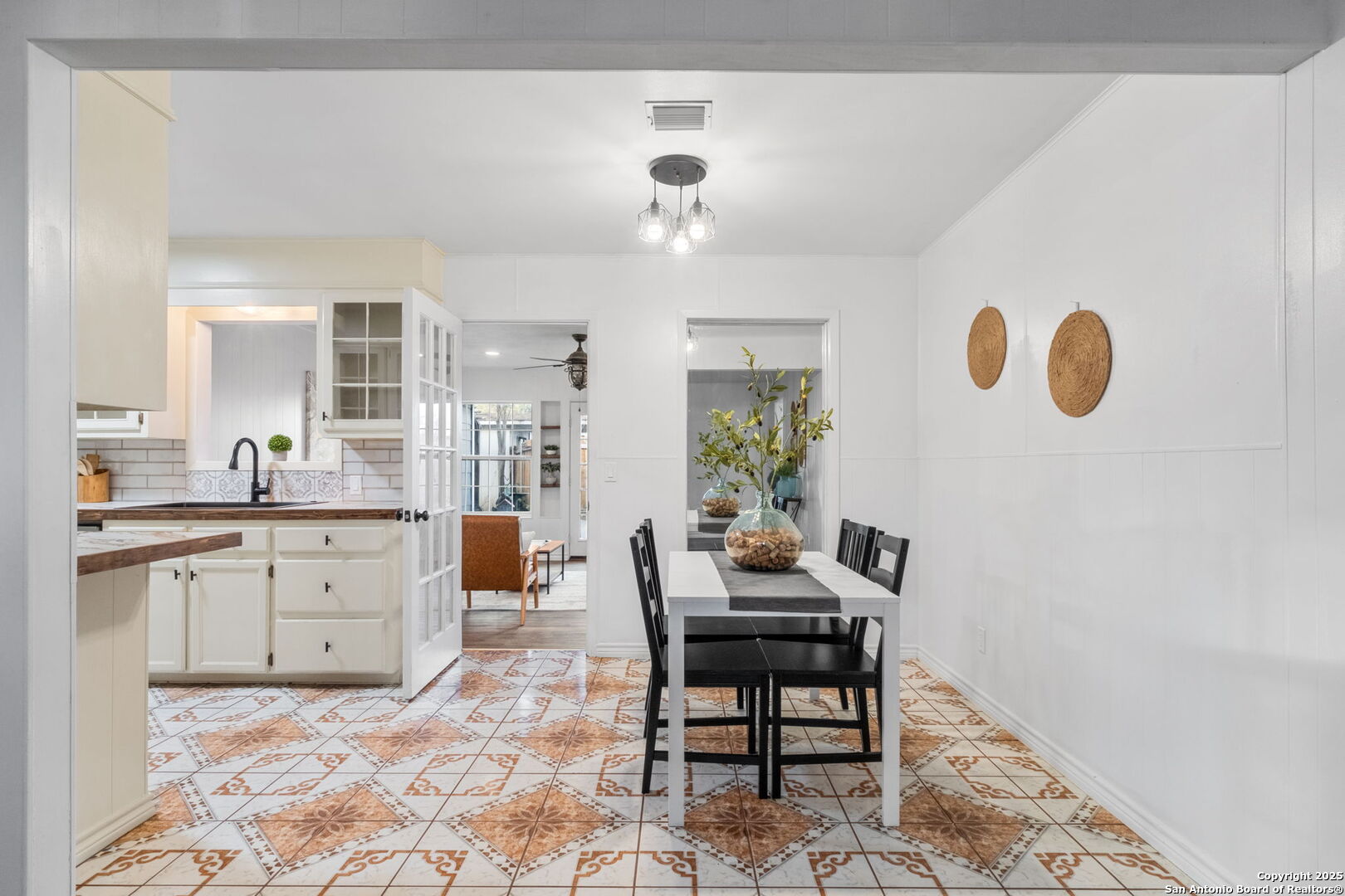 920 N Union