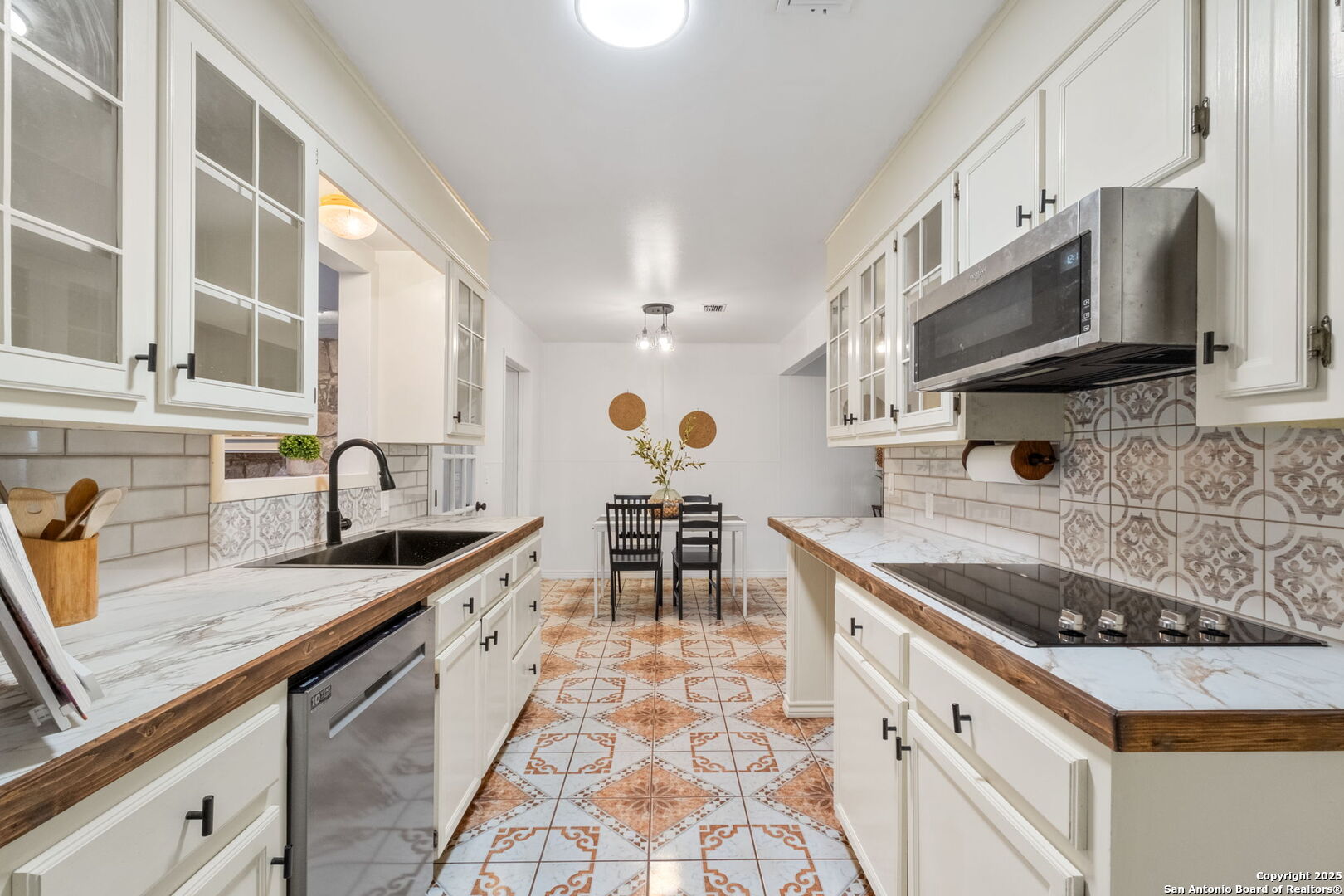 920 N Union