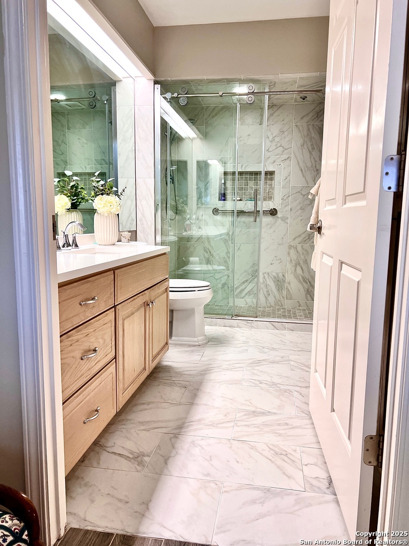 1 Towers Park Ln 1604