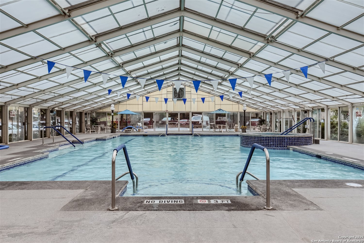 1 Towers Park Ln 1604