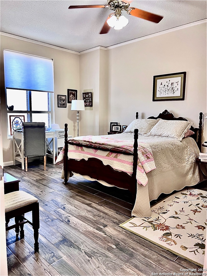 1 Towers Park Ln 1604