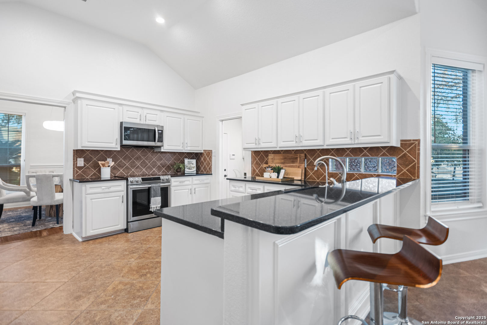 1606 Thrush Court