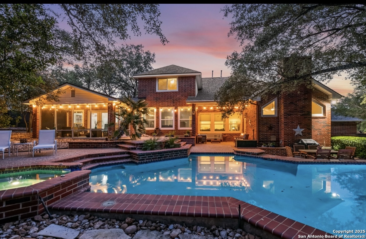 1606 Thrush Court
