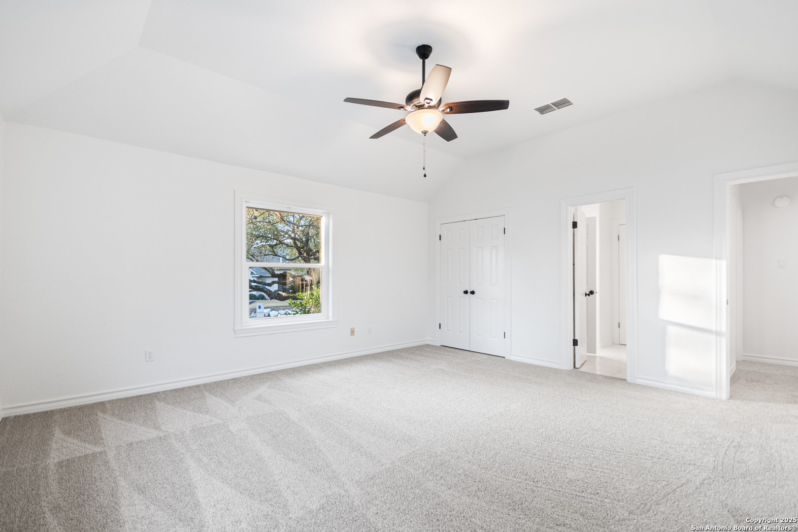 1606 Thrush Court