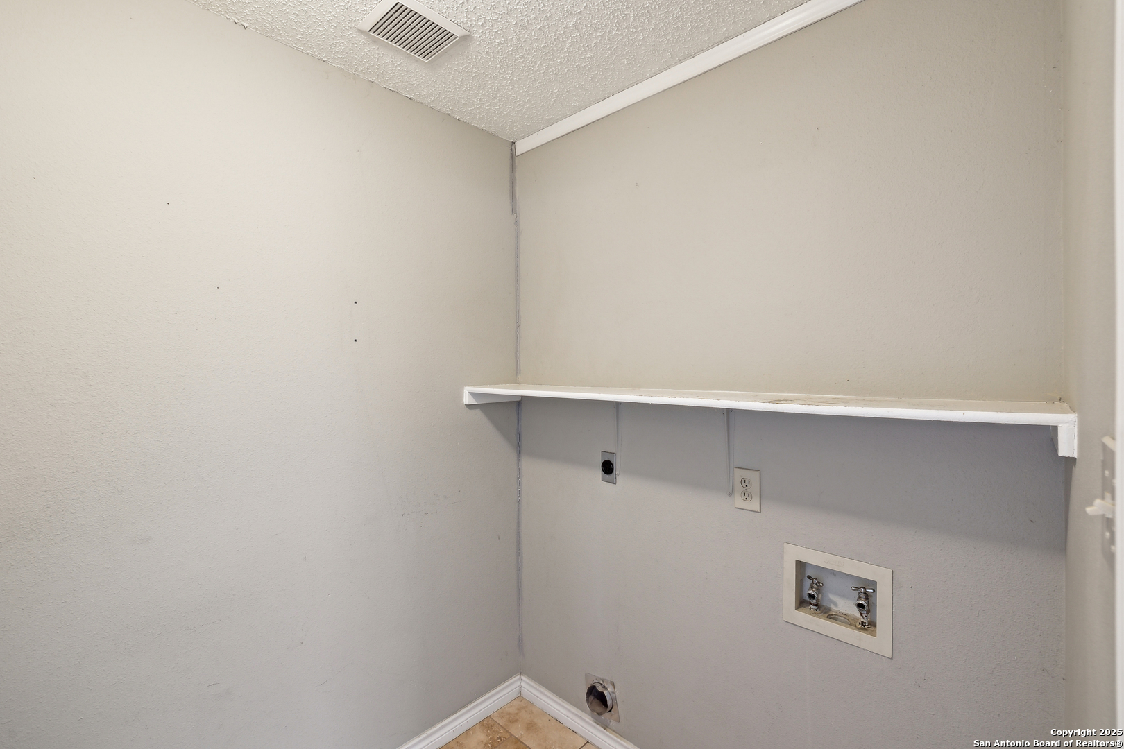 7803 Sandpiper Park