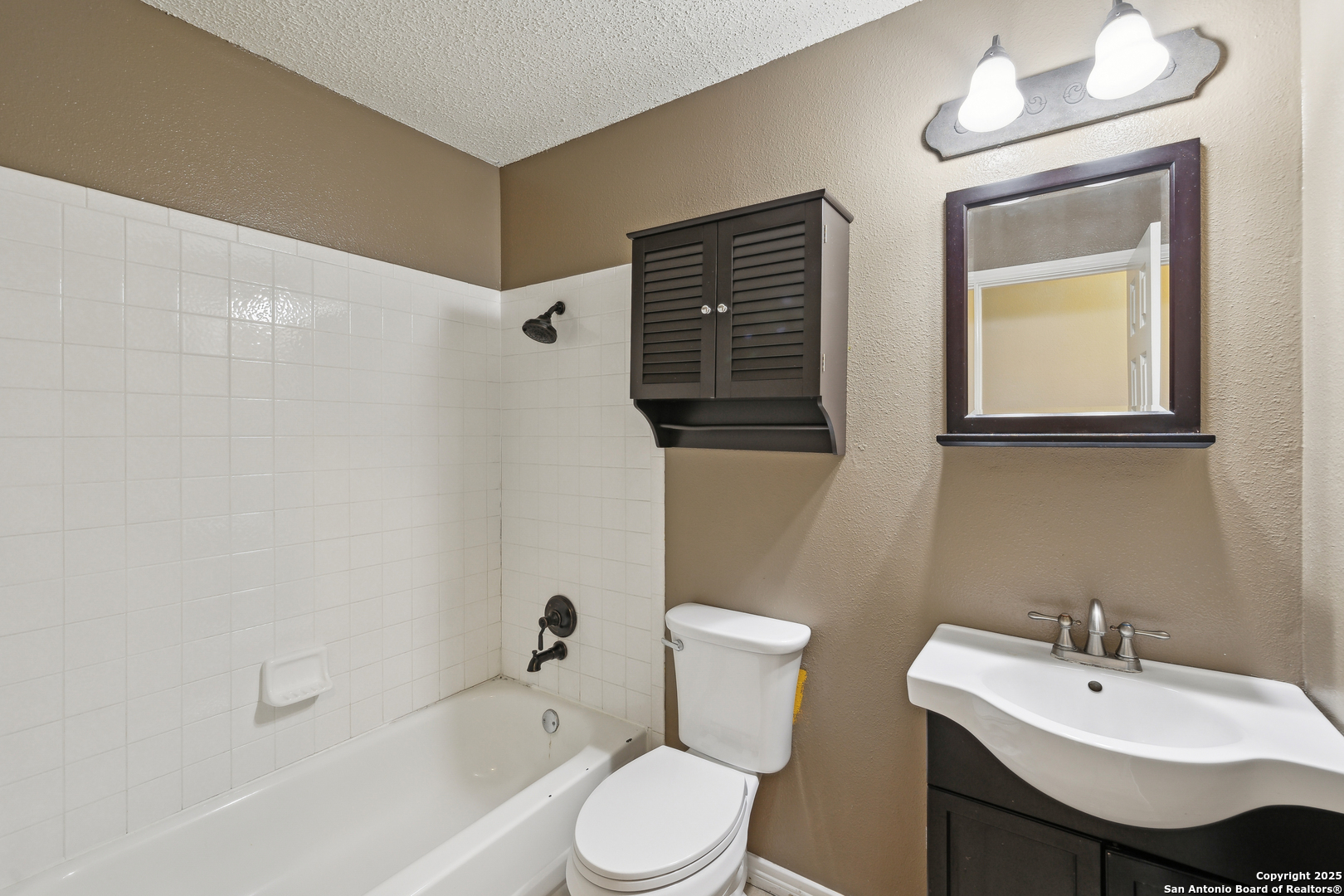 7803 Sandpiper Park