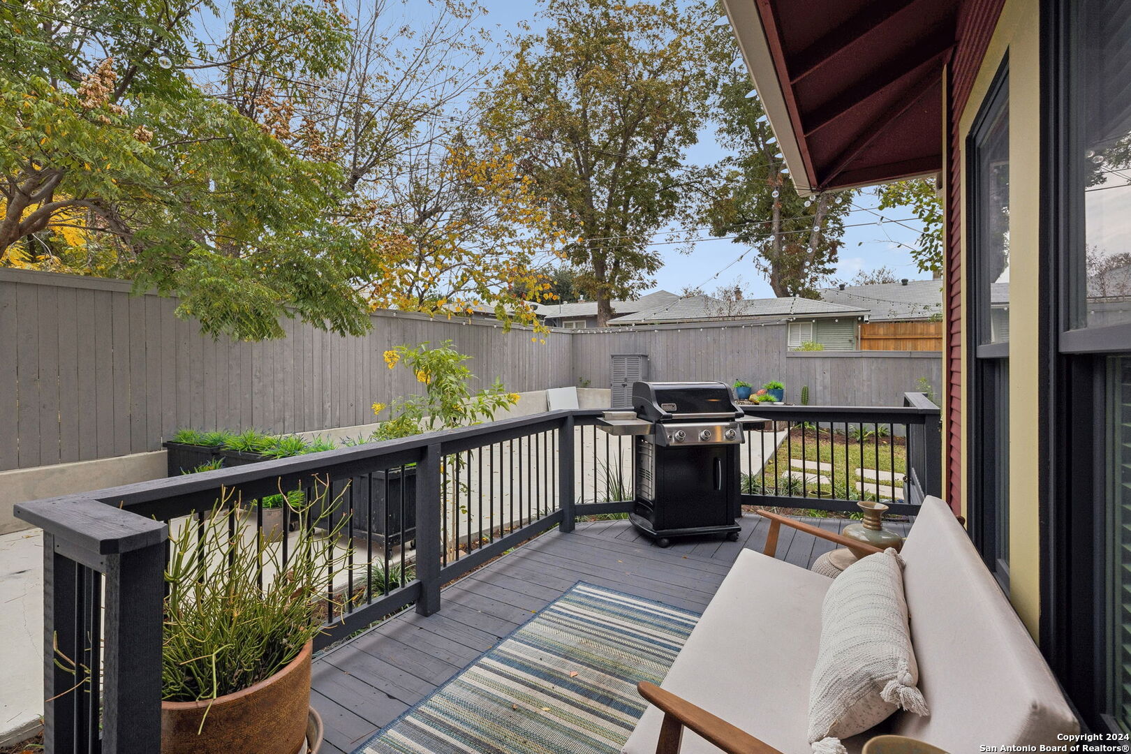 306 Carnahan St