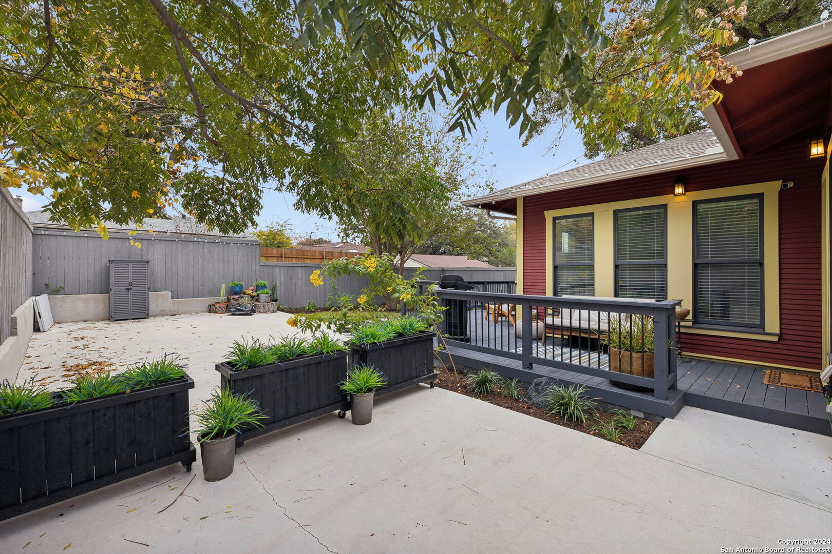 306 Carnahan St