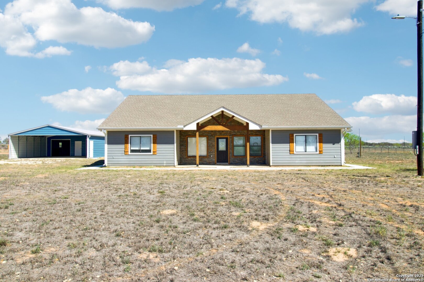 1783 county road 7711