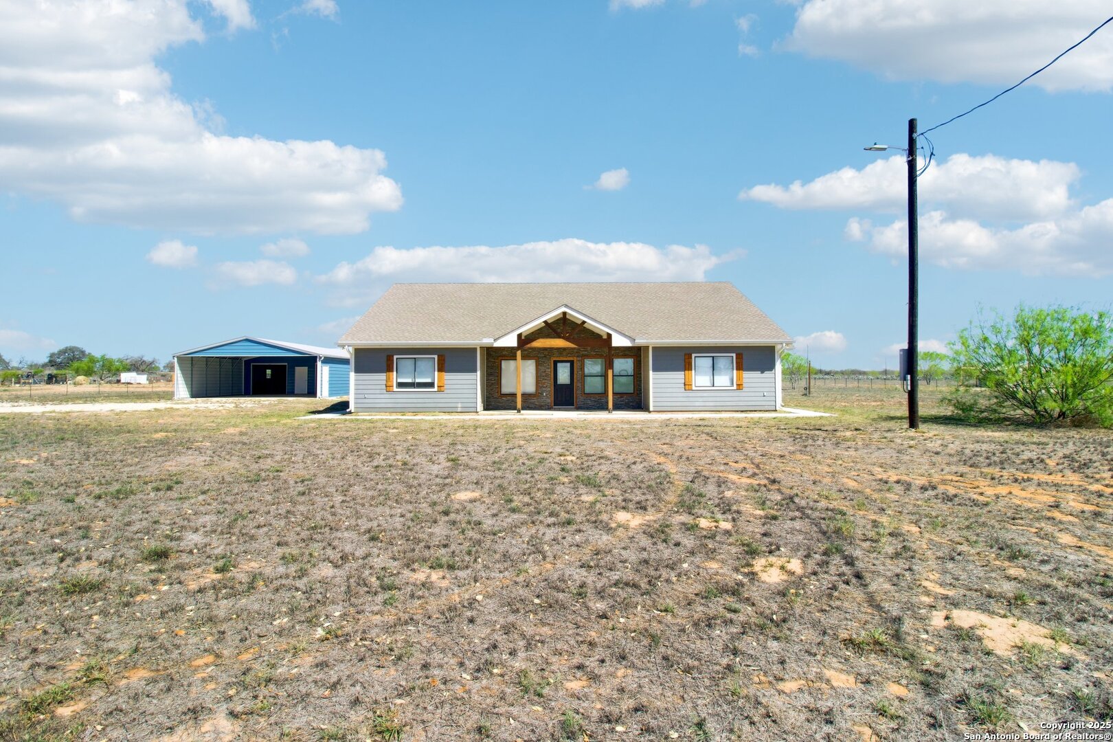 1783 county road 7711
