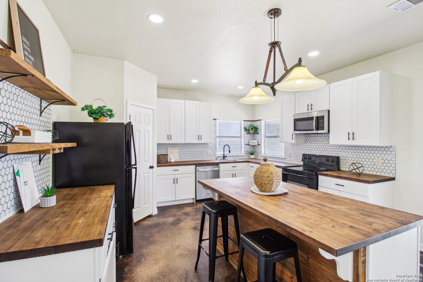 1783 county road 7711