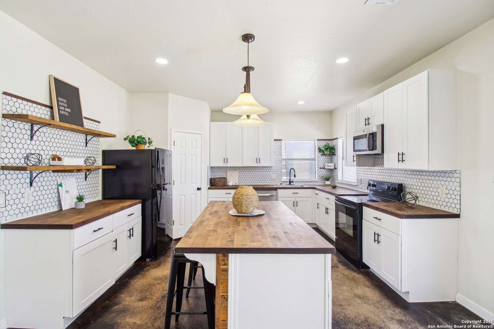 1783 county road 7711
