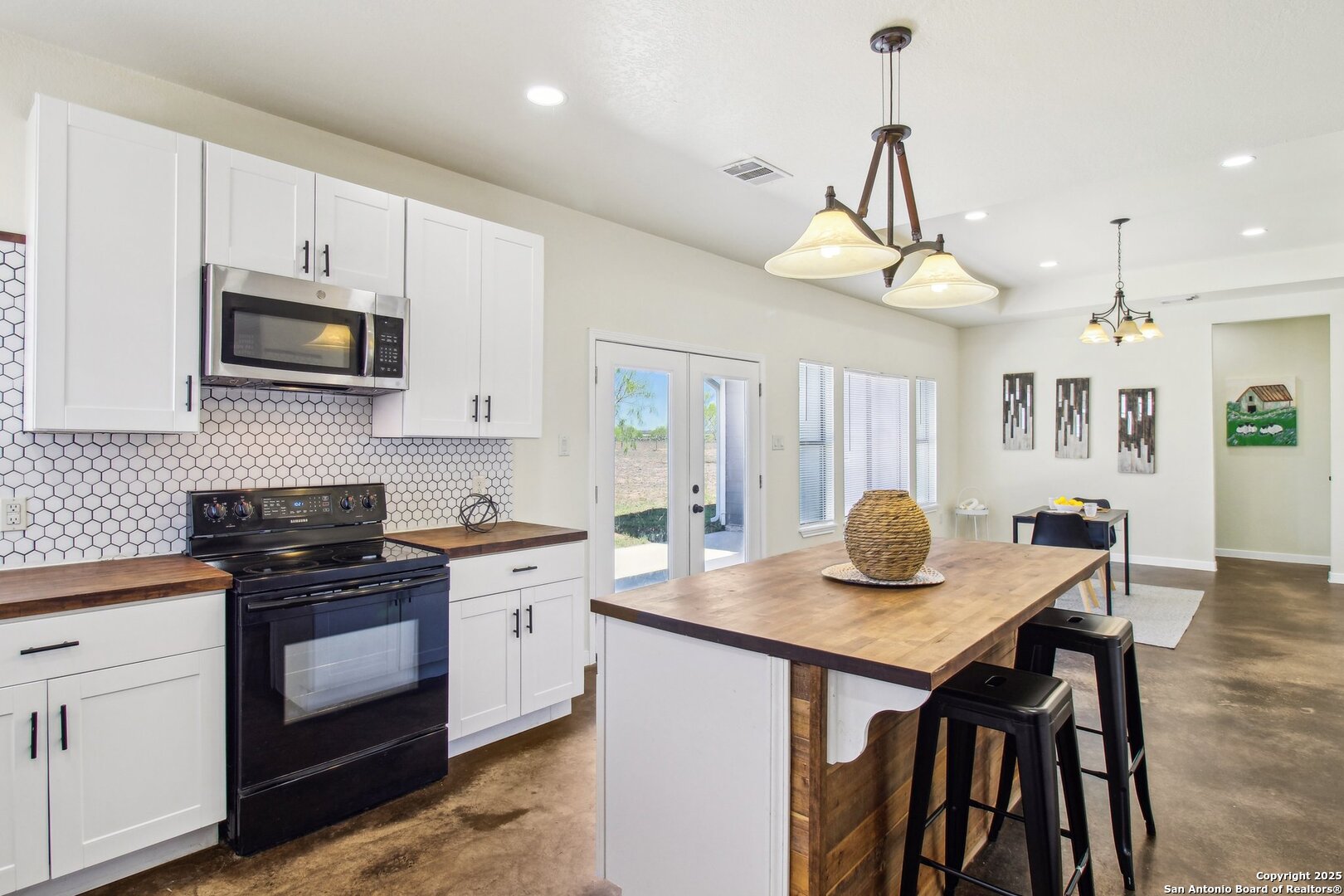 1783 county road 7711