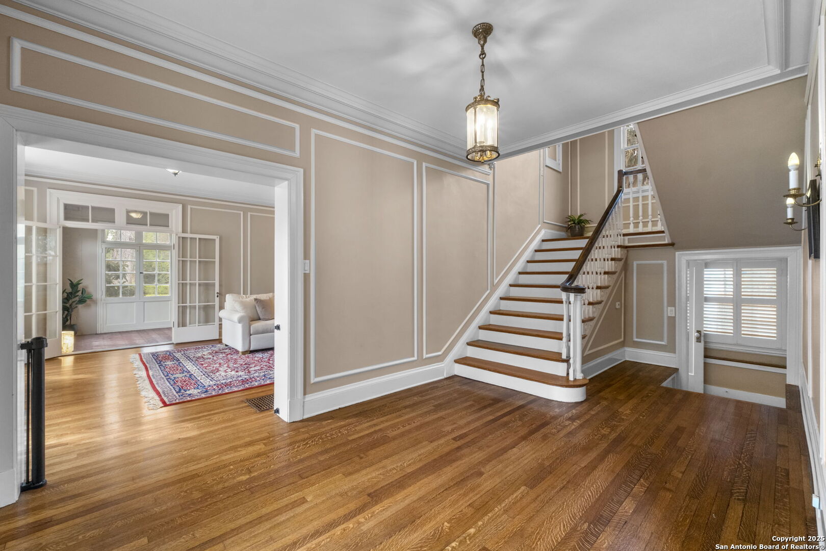1301 BELKNAP PL