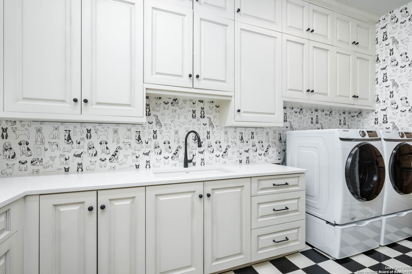 24209 Scenic Loop
