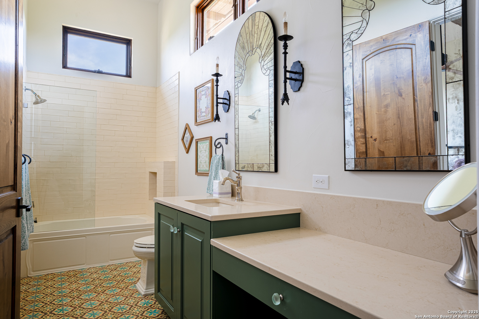 24209 Scenic Loop