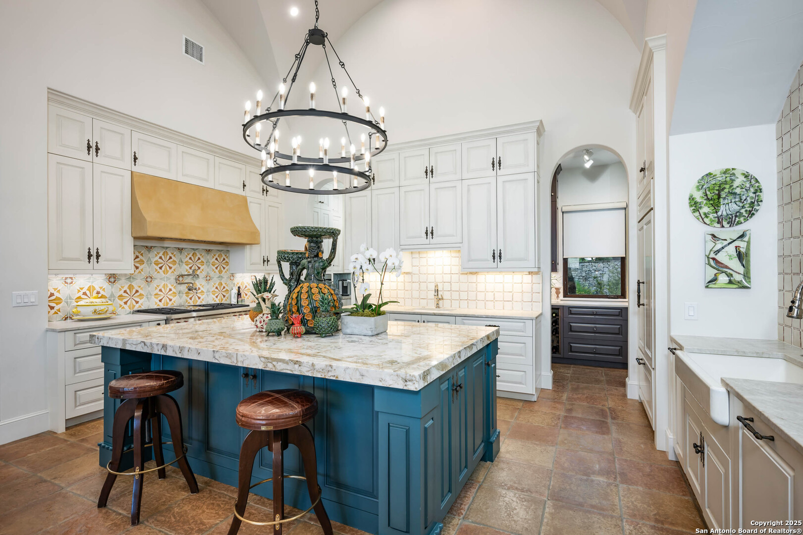24209 Scenic Loop