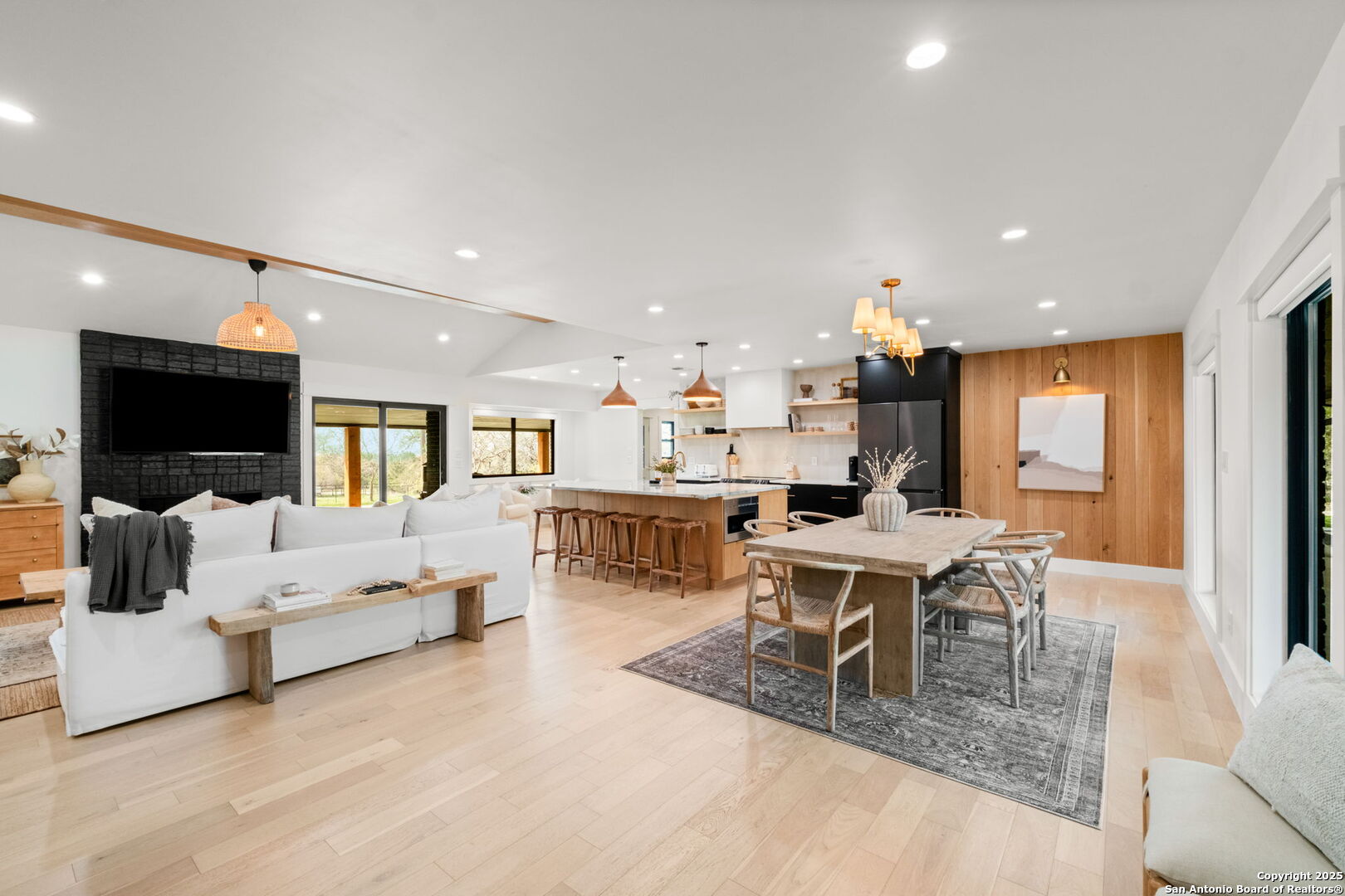 1016 SPARKMAN DR