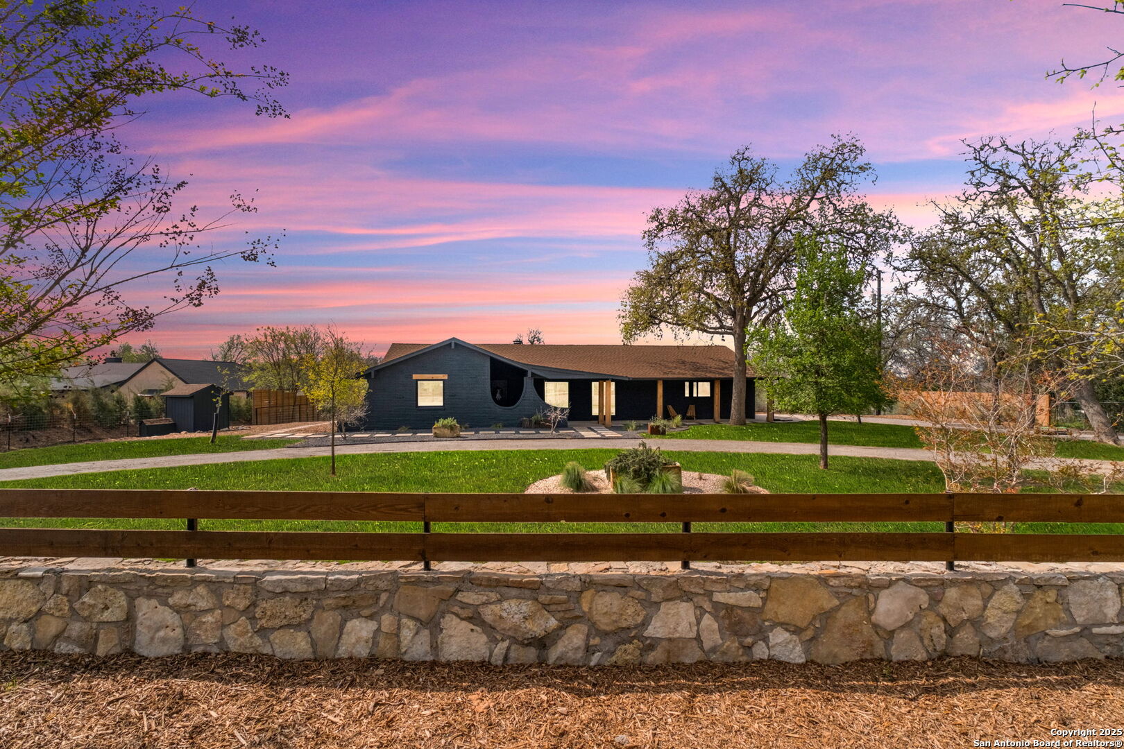 1016 SPARKMAN DR