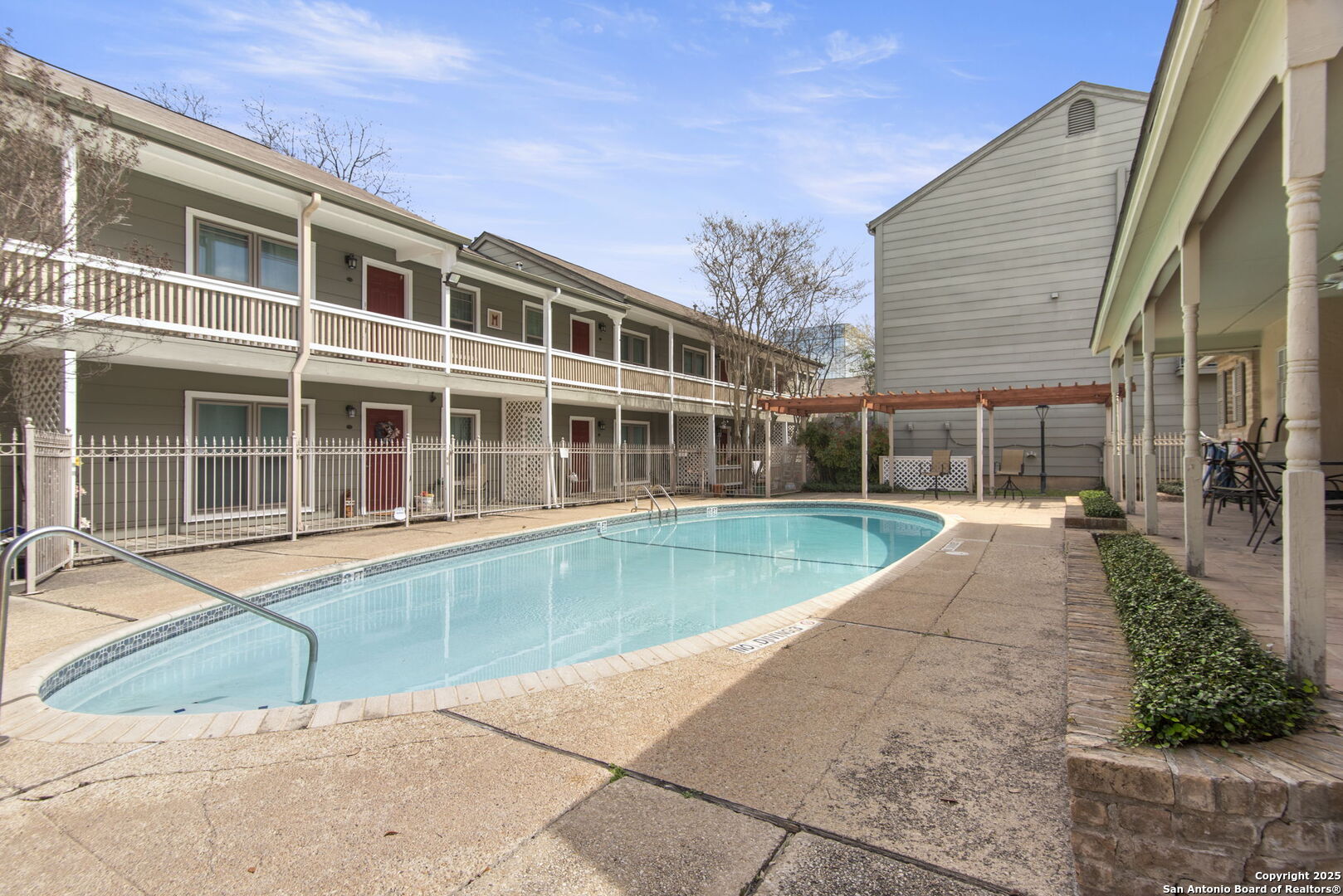 2300 Nacogdoches 126G