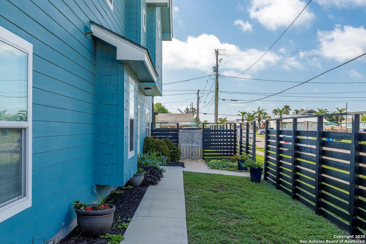 135 10th Street