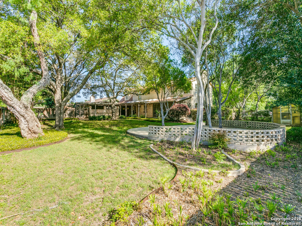 206 Sir Arthur Ct