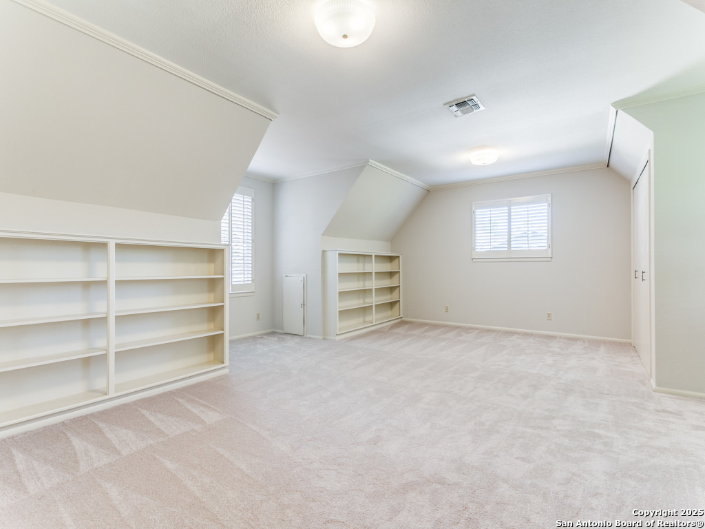 206 Sir Arthur Ct